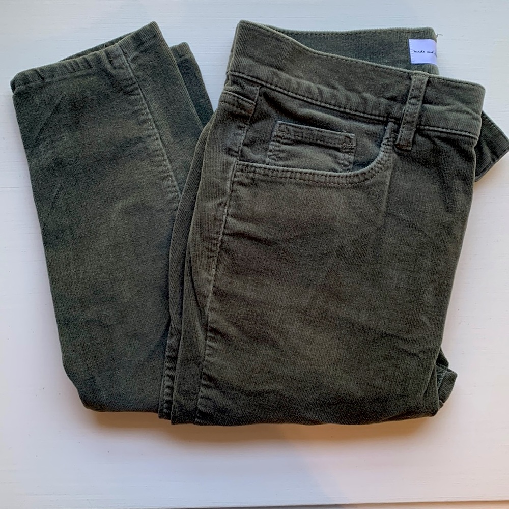 Green corduroy skinny jeans Anne Taylor Loft size 2